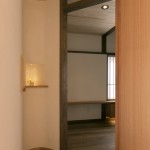 (日本語) 方形屋根の家